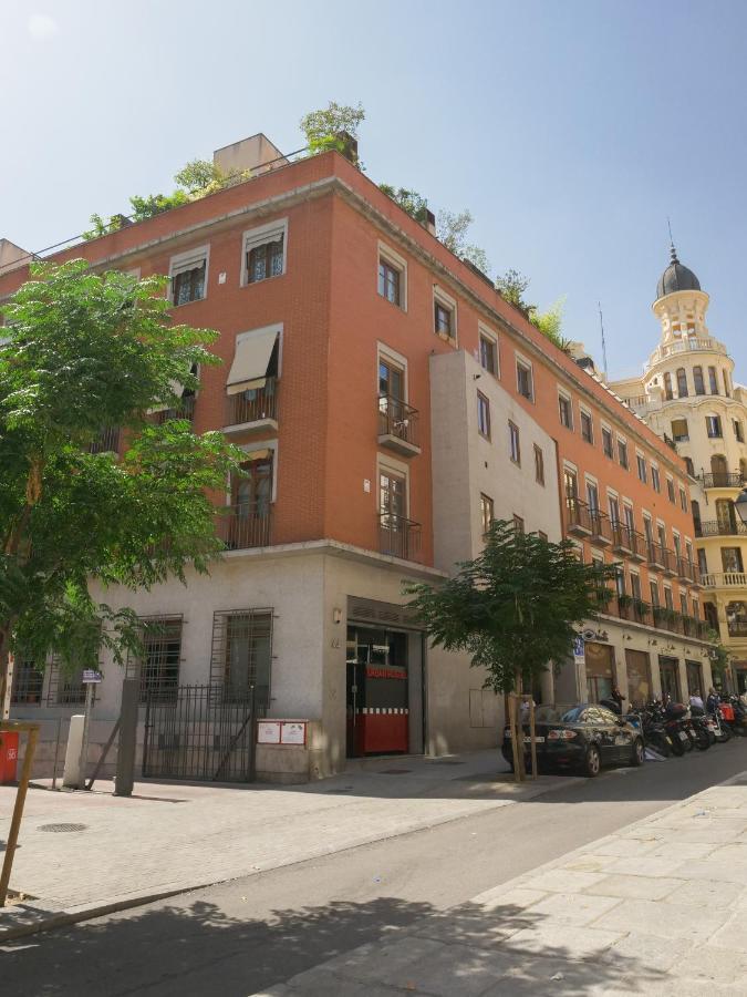 Urban Hostel Madrid Exteriör bild